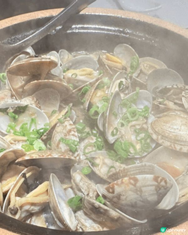 在深圳食啫啫菜，有啫啫蜆，啫啫椰菜花好好味！