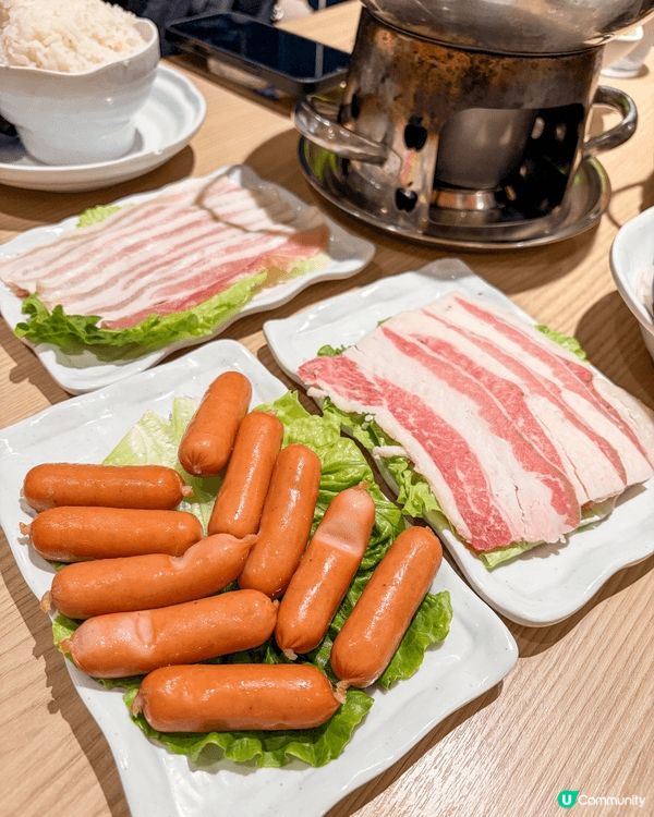 天氣凍就想食啲熱辣辣嘅嘢，呢晚係金仔米線見到佢哋都出左一人鍋...