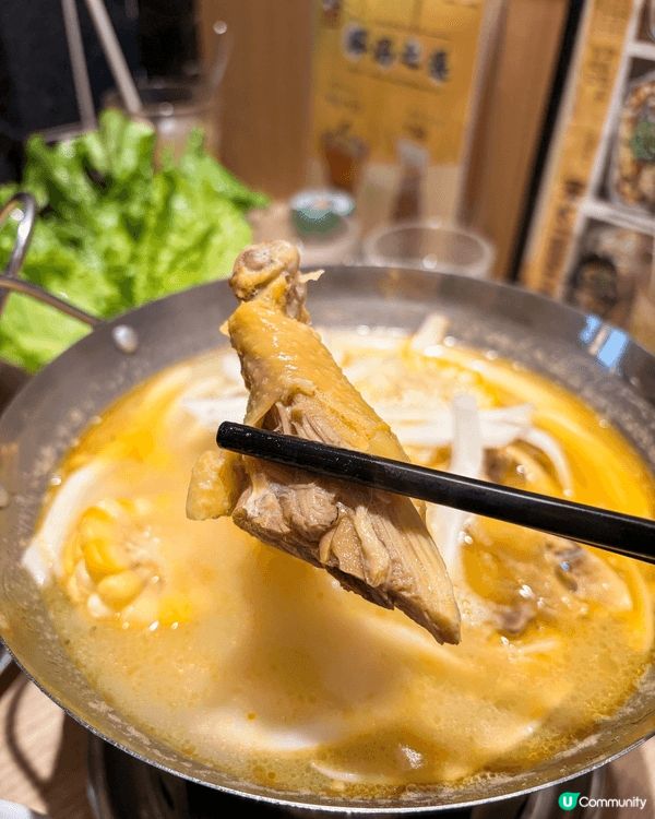 天氣凍就想食啲熱辣辣嘅嘢，呢晚係金仔米線見到佢哋都出左一人鍋...