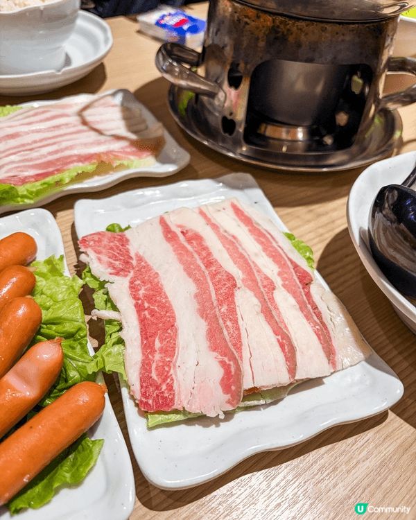 天氣凍就想食啲熱辣辣嘅嘢，呢晚係金仔米線見到佢哋都出左一人鍋...