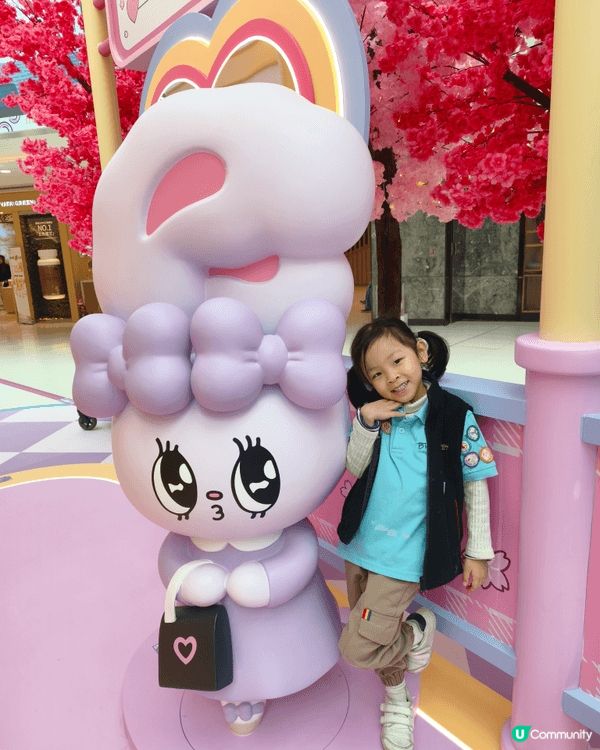 呢度係兩個吾同地方，但都分別位於將軍澳，一個係坑口東港城商場...