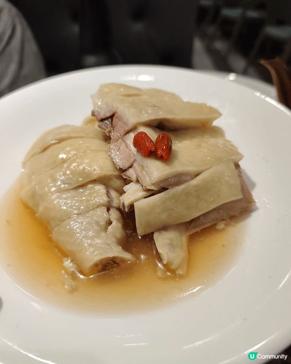 賀年最重要的是享用美食，我建議大家留港消費，支持本地食肆。荃...