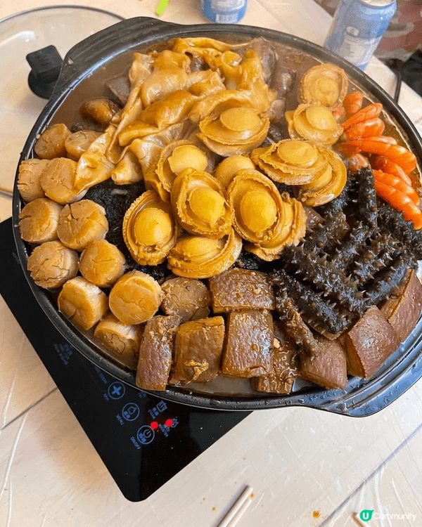 每逢做節，都一定會與家人一起聚聚食盤菜及湯圓，寓意團團圓圓，...