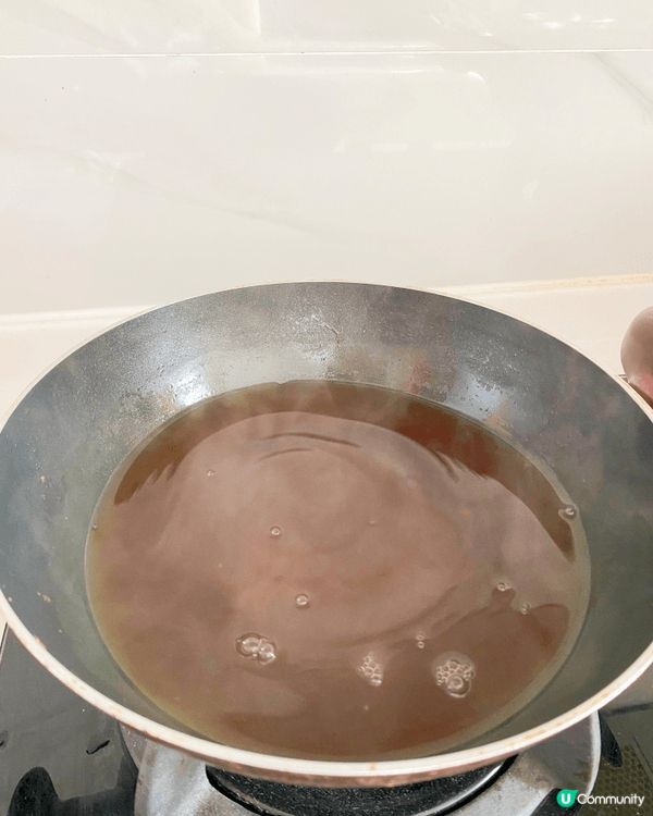 新年到，對比蘿蔔糕，我更喜歡紅棗糕，因為對女士有益，可以補血...