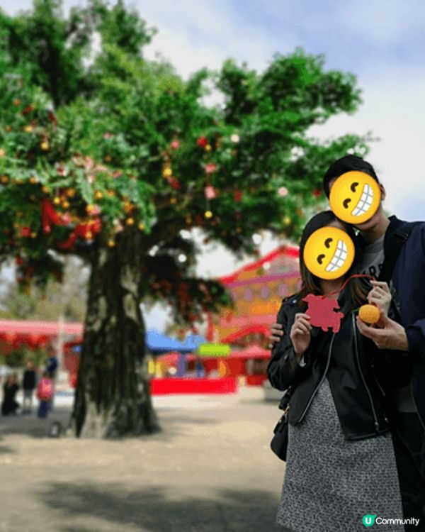 喺農曆新年期間，我最鍾意去林村許願樹🎋，呢度真係好有節日氣氛...