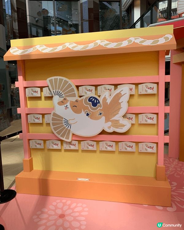 在我家附近的商場內已經在1月開始佈置新的農曆新年場景，雖然還...