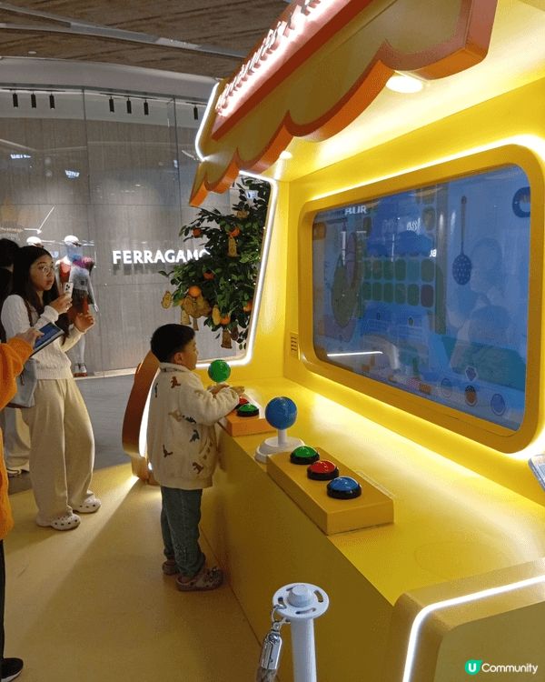 各位朋友一定品嚐過卡樂B薯片！農曆新年期間，東薈城名店倉與日...