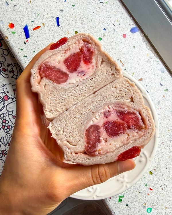 台灣饅頭❤️❤️草莓乳酪饅頭🍓😋