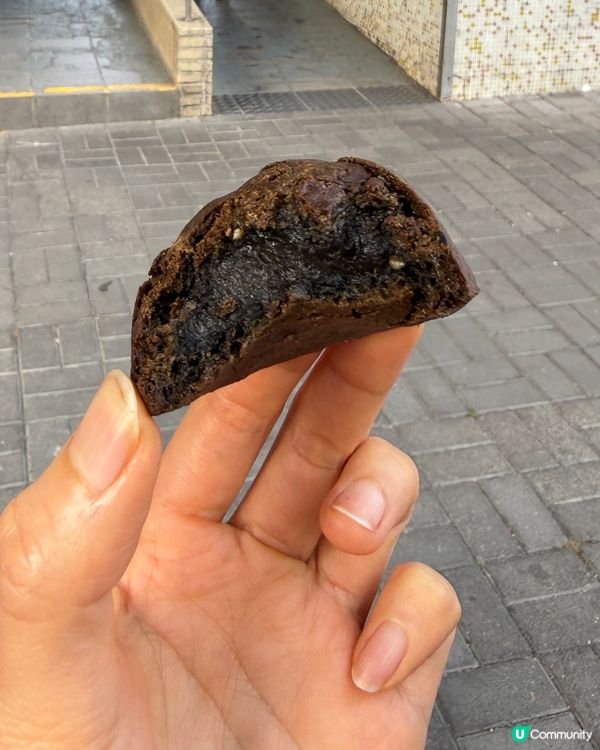 初麥黑芝麻牛油年糕！🤤 $8一舊抵到爛！