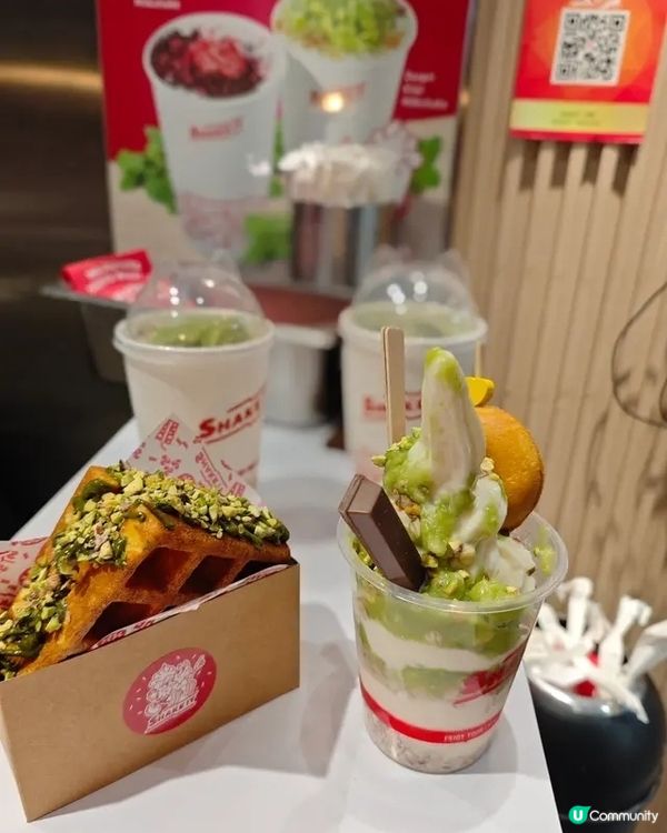 🍴街頭美食誘惑 :  窩夫奶昔 🧇🥤✨