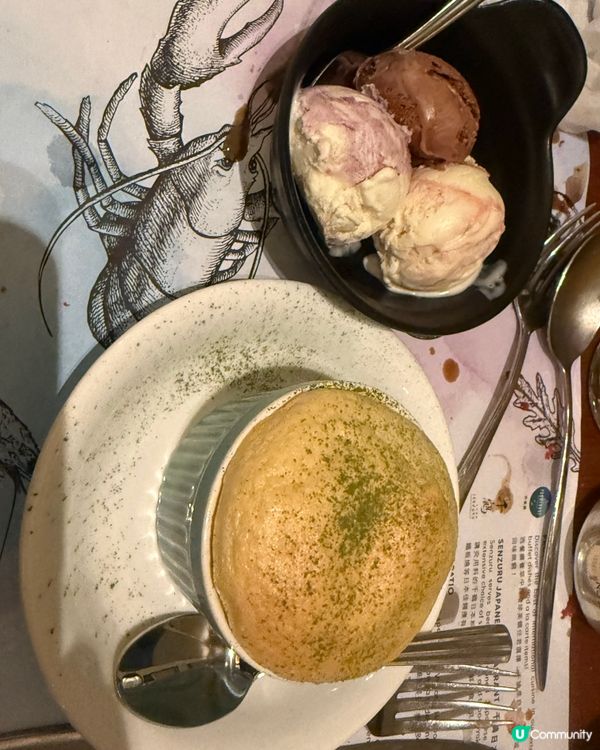 都會海逸自助餐，食物非常豐富，有龍蝦蝦，生蠔長腳蟹鵝肝