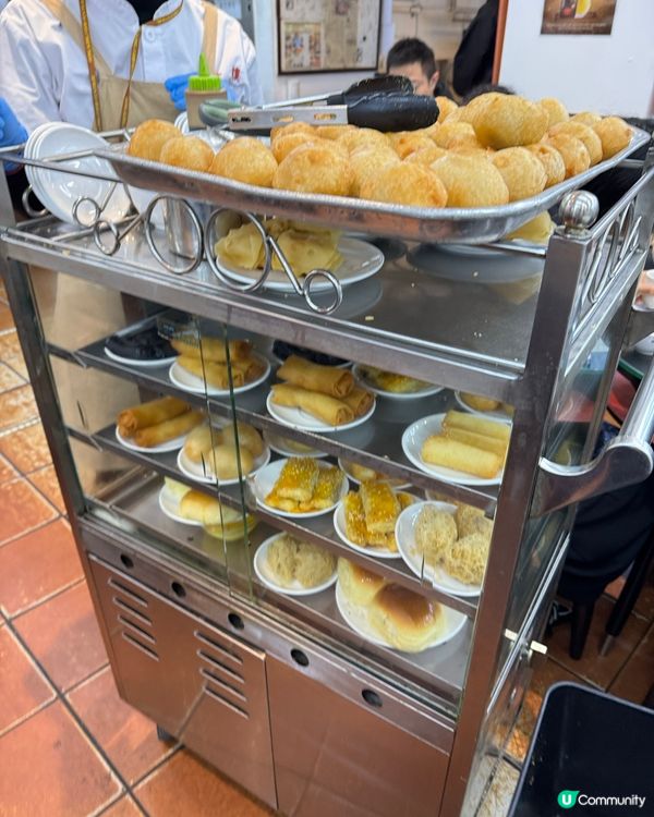 蓮香樓 食點心 超多遊客