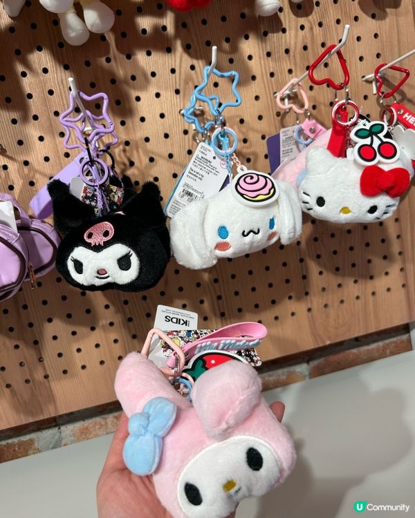 Cotton On 有 Kitty & Melody👚🧦🧢🎒