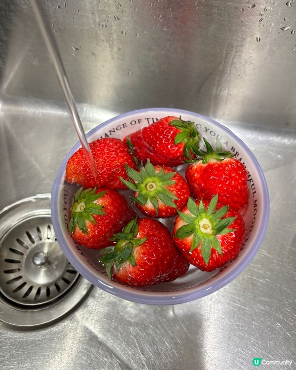 日本士多啤梨🍓 靜岡大顆但脫皮 99.9元兩包抵買！