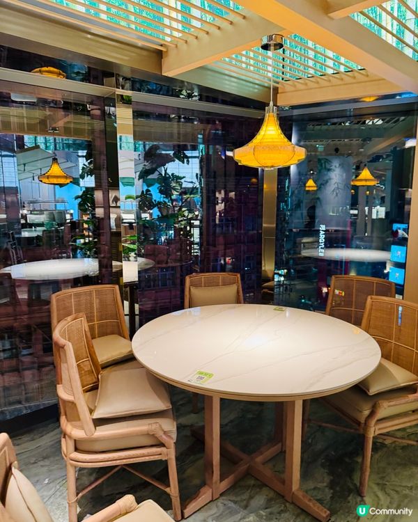 同一餐廳 ： 深圳 vs 香港