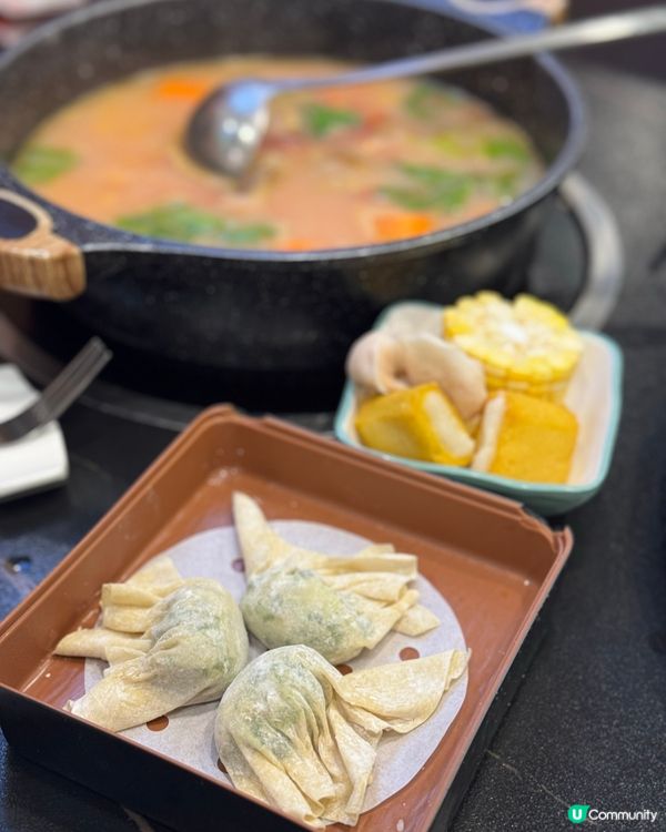 3百幾食蒸海鮮 任打邊爐🍲