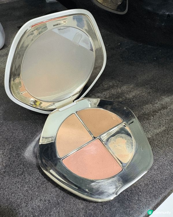 呢款彩棠遮瑕盤真係好實用，秋冬用都唔乾，質地唔算厚但遮瑕力夠...