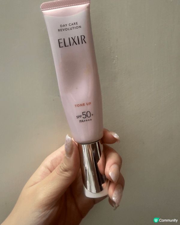 ELIXIR 同 Canmake 提亮度幾好。1028定妝噴...