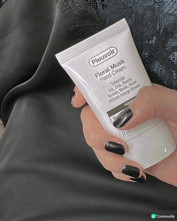 一直用開Pleuvior既hand cream 有flora...