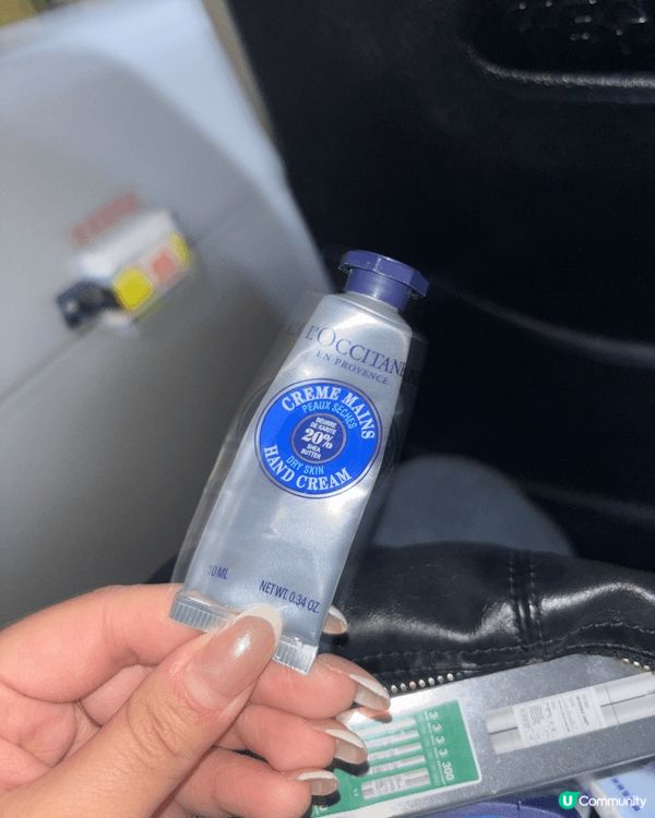 VT 微針精華，幫肌膚深層刺激並保水，由內到外保濕，打造健康...