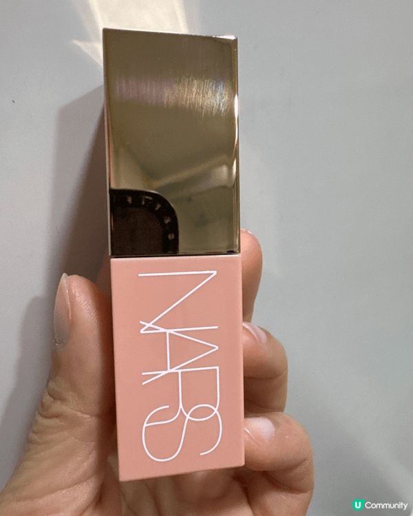締造水光紅暈雙頰