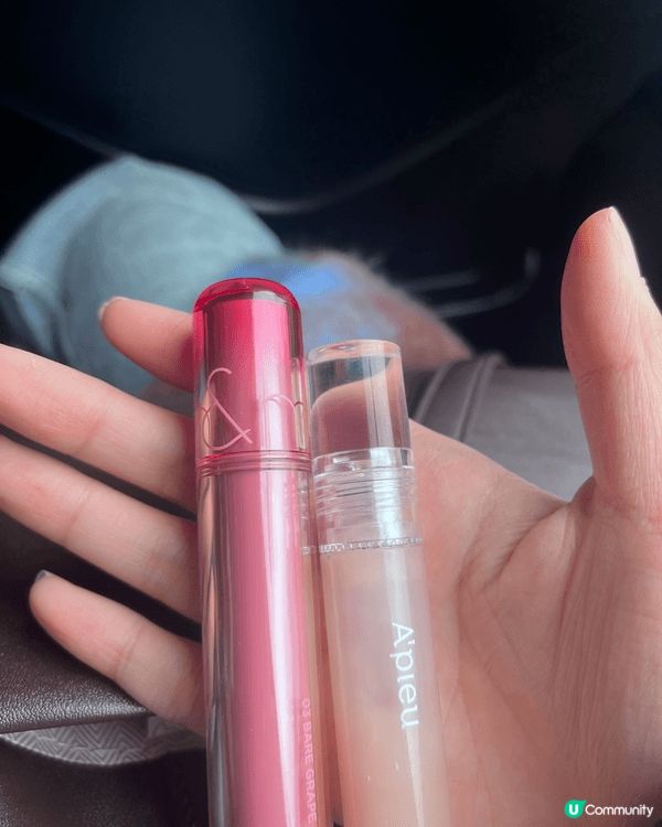 平時放係袋嘅化妝小物，好好用，同理每一年都好小巧，好啱放小廢...