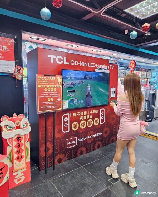 去旺角shopping🛍 見到百老滙有TCL Popup活動...