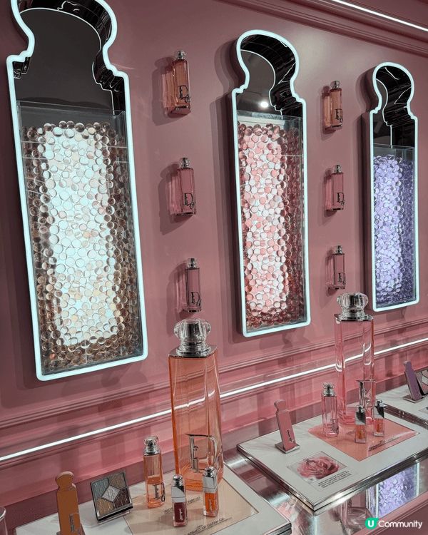 第一枝Dior既潤唇膏係舊同事送俾我，一直都覺得好潤，搬新屋...