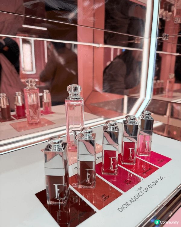 第一枝Dior既潤唇膏係舊同事送俾我，一直都覺得好潤，搬新屋...