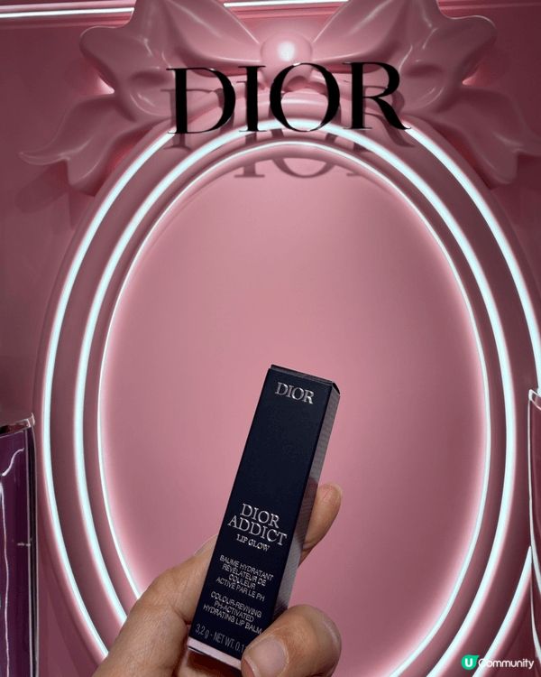 第一枝Dior既潤唇膏係舊同事送俾我，一直都覺得好潤，搬新屋...