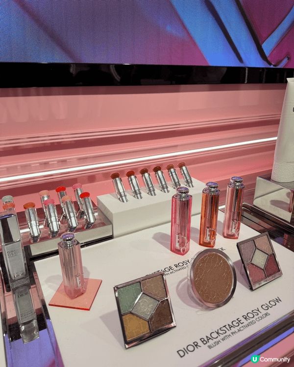 第一枝Dior既潤唇膏係舊同事送俾我，一直都覺得好潤，搬新屋...