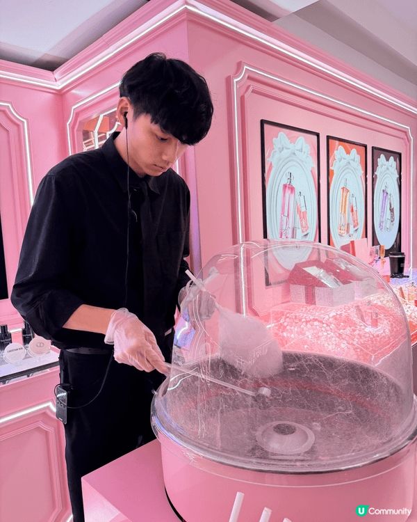 第一枝Dior既潤唇膏係舊同事送俾我，一直都覺得好潤，搬新屋...