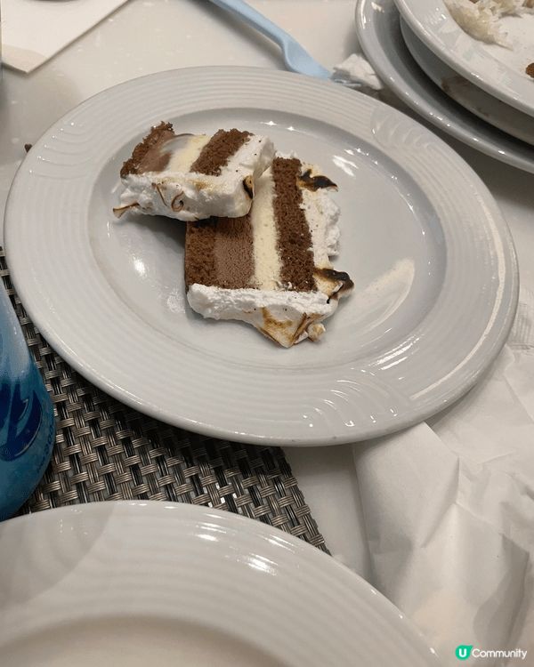 上星期去了荃灣如心酒店食自助餐，當日吃了乳豬，多種燒物例如燒...