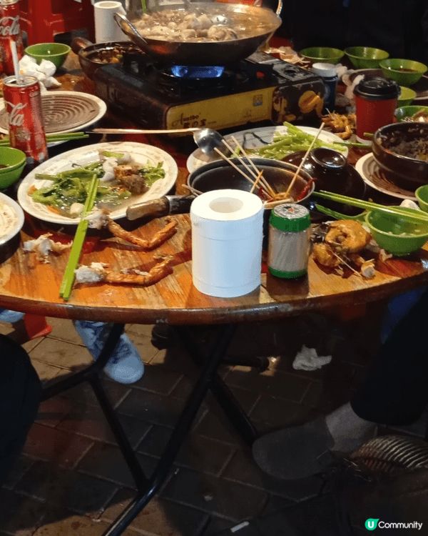 廟街是香港著名夜巿和旅遊景點，以前這裡很熱鬧，每日下午三點，...