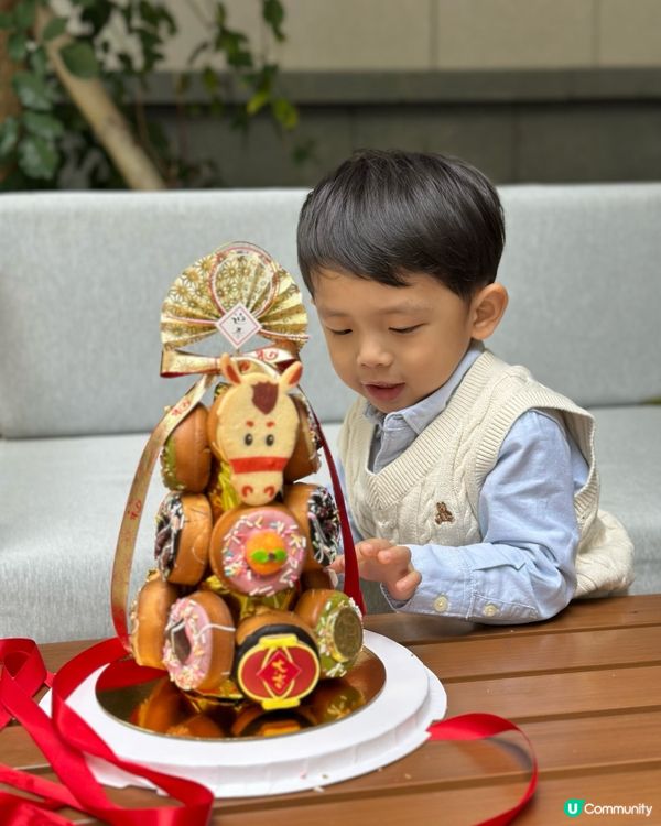 人氣爆燈馬年donut 塔  🐎✨