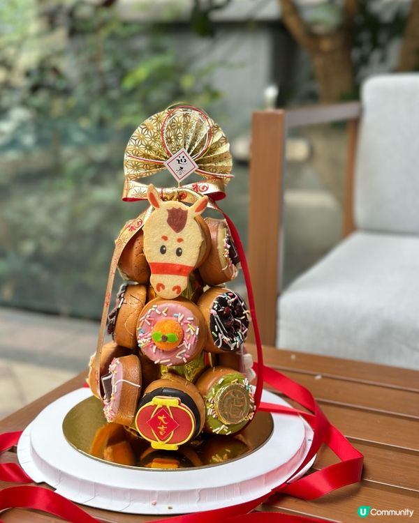 人氣爆燈馬年donut 塔  🐎✨