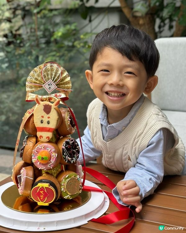 人氣爆燈馬年donut 塔  🐎✨