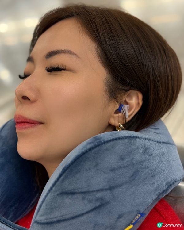 登機必備！舒服頸枕+收納斜背包😴🎒