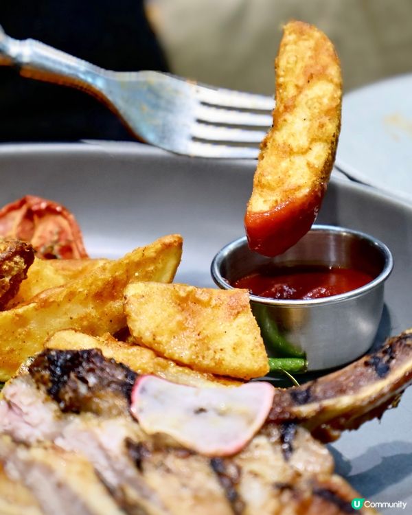 巨型疏乎厘班戟🥞！荃灣西餐放毒✨！