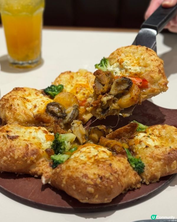 Pizza Hut 限定金沙八芝批系列！