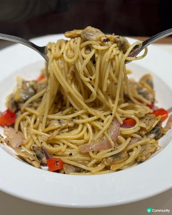 Pizza Hut 限定金沙八芝批系列！