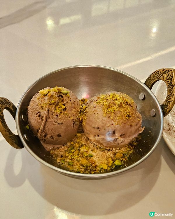 聽聞朗屏西鐵站附近開左間高質西餐廳，同姊妹一於去試下先！店員...