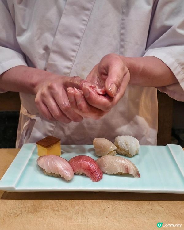 人氣龍珠卷賣相吸引，食材用料新鮮!