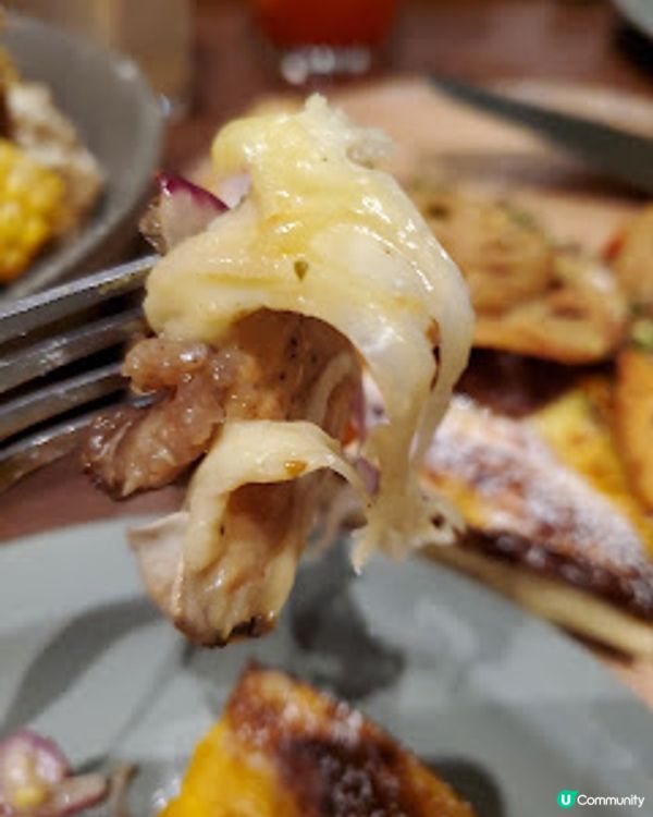 Pizza Maru．驚喜黃金牛小排薄餅配炸雞，絕對要 encore