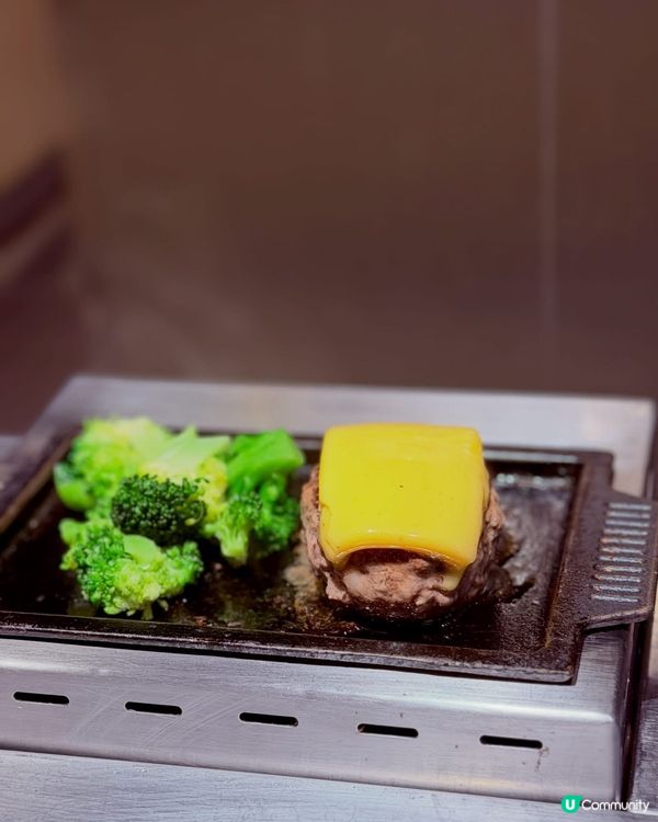 天氣凍冰冰,食返個熱辣辣嘅漢堡排暖下身🔥 今日嚟到沙田新城市...