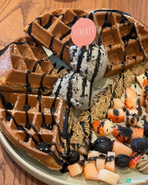 主食甜品都出色的Cafe🍽️有黑芝麻甜品!!