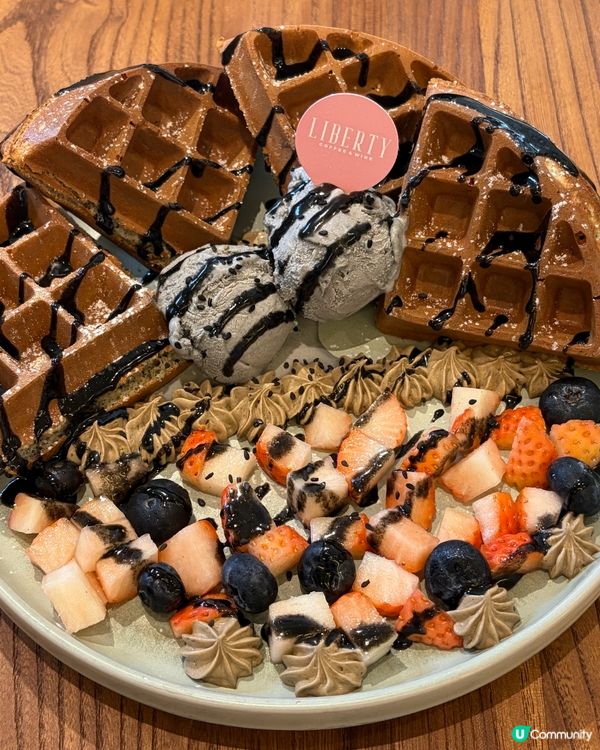 主食甜品都出色的Cafe🍽️有黑芝麻甜品!!