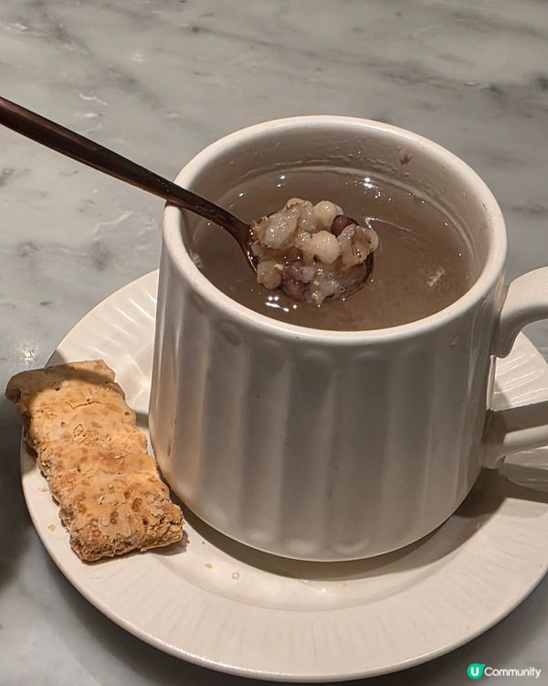 我覺得一碗好吃的鹽酥排骨米粉，精髓在於「排骨酥香、湯頭鮮醇、...