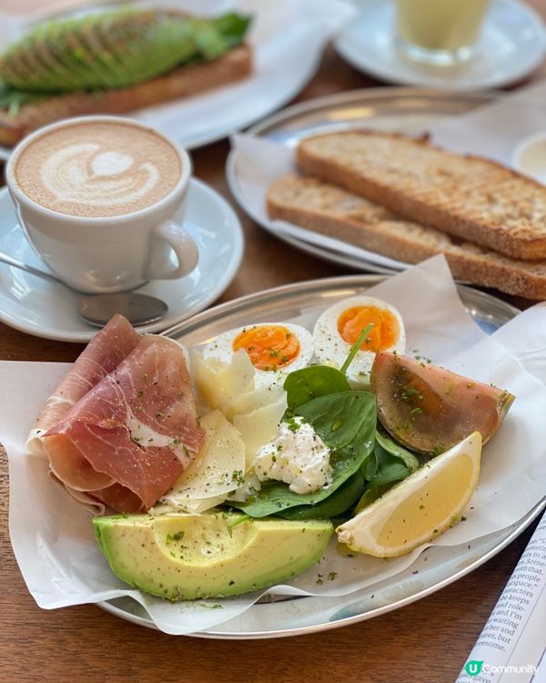 放假歎啡☕️中環新店！