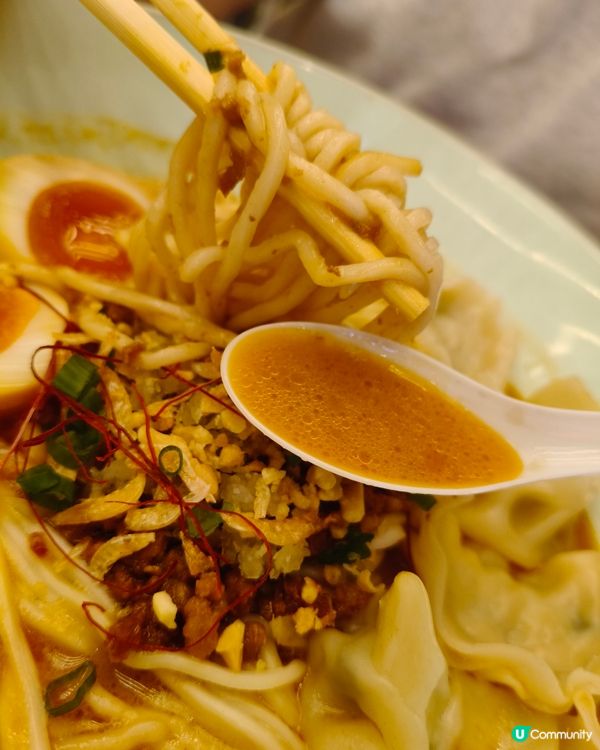 澳門堅信號🌟一口封神擔擔麵